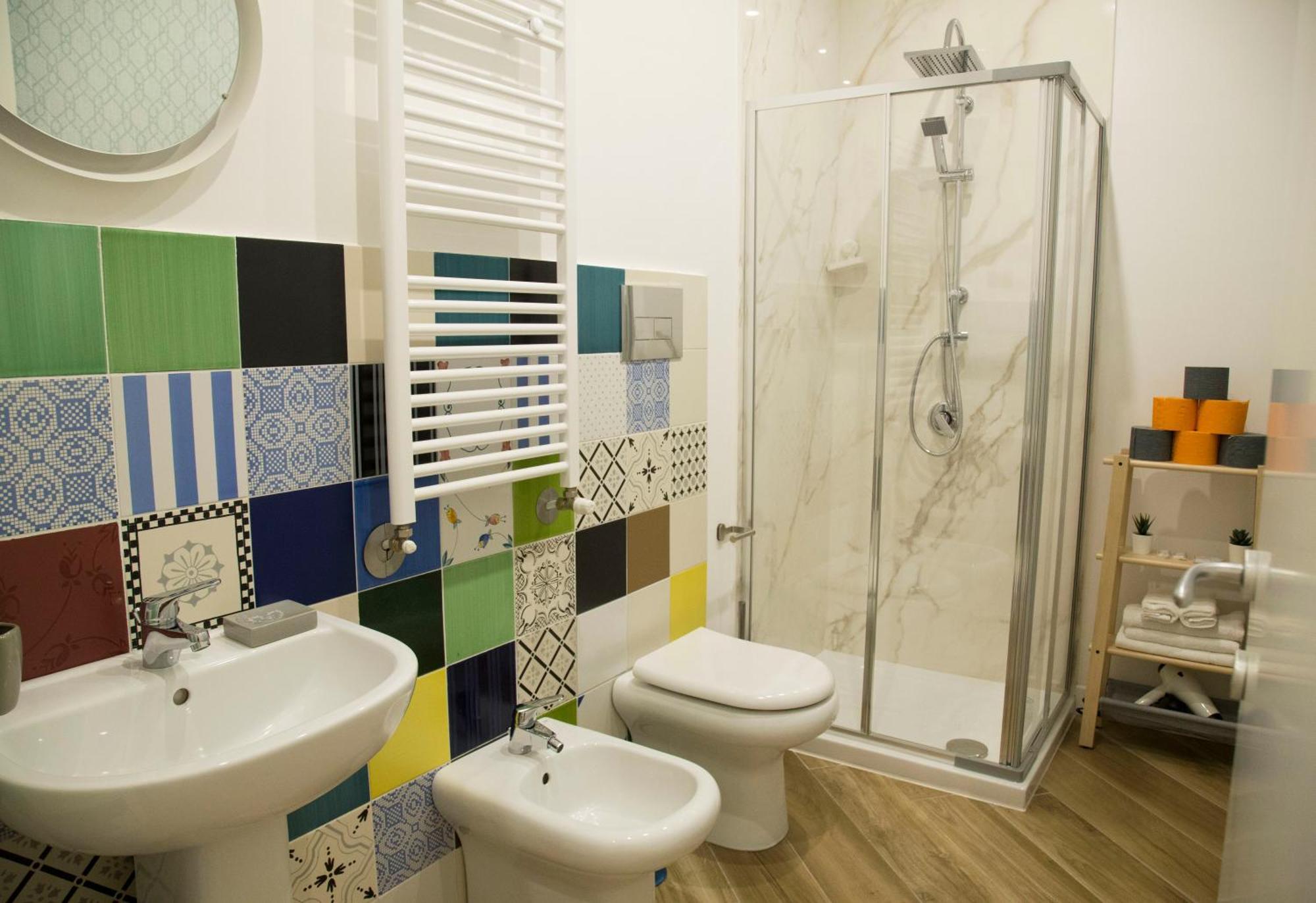 Rooms Garibaldi Наполи Екстериор снимка